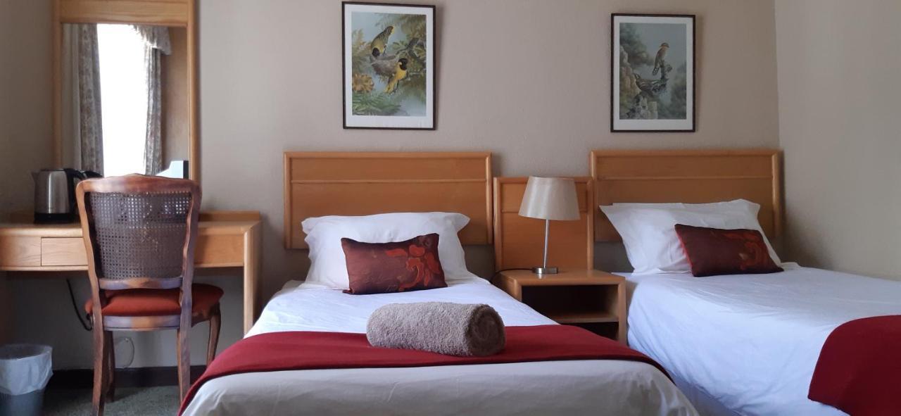 The Historic Hogsback Inn Esterno foto