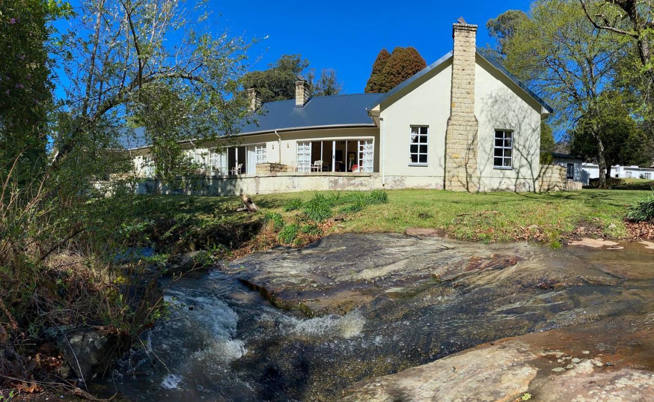 The Historic Hogsback Inn Esterno foto