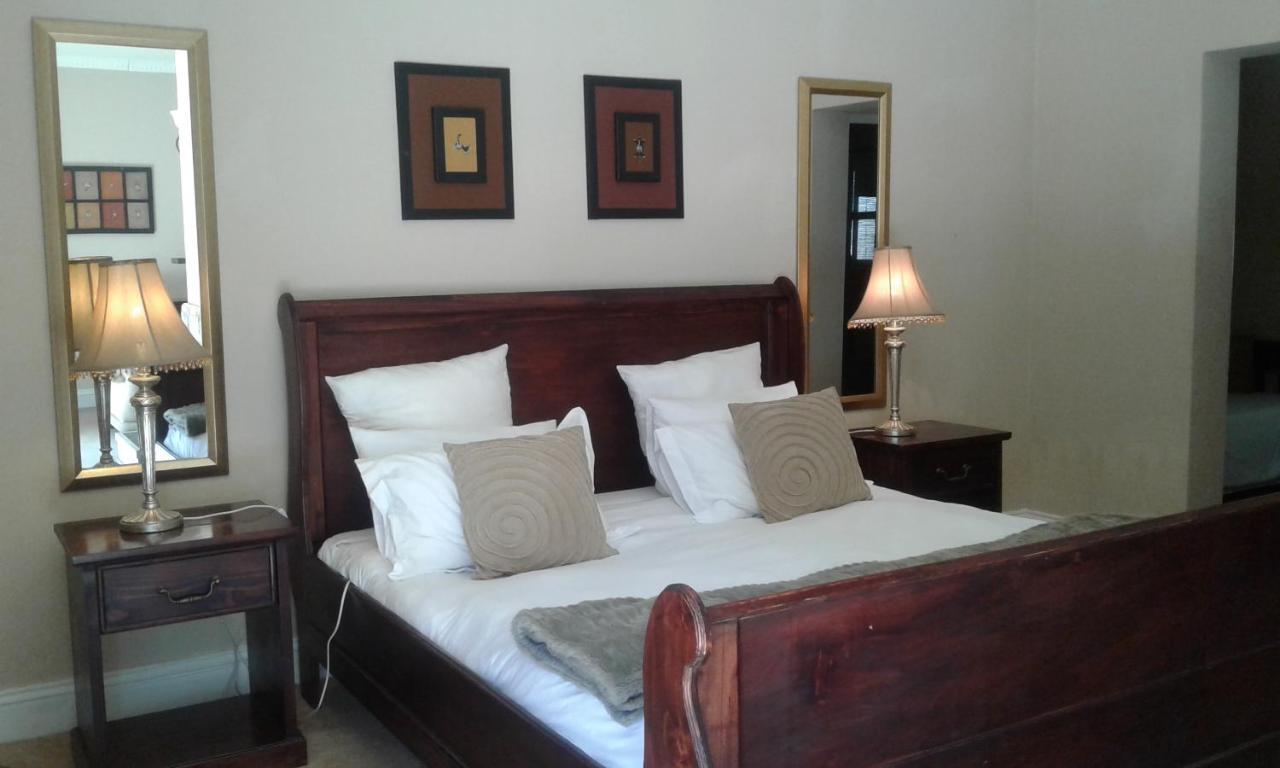 The Historic Hogsback Inn Esterno foto